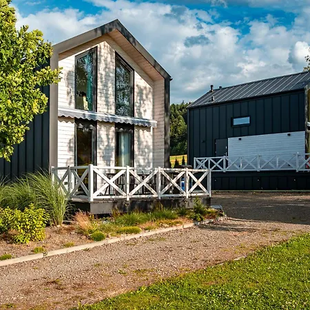 Ptaszkova Przystan 別荘 *